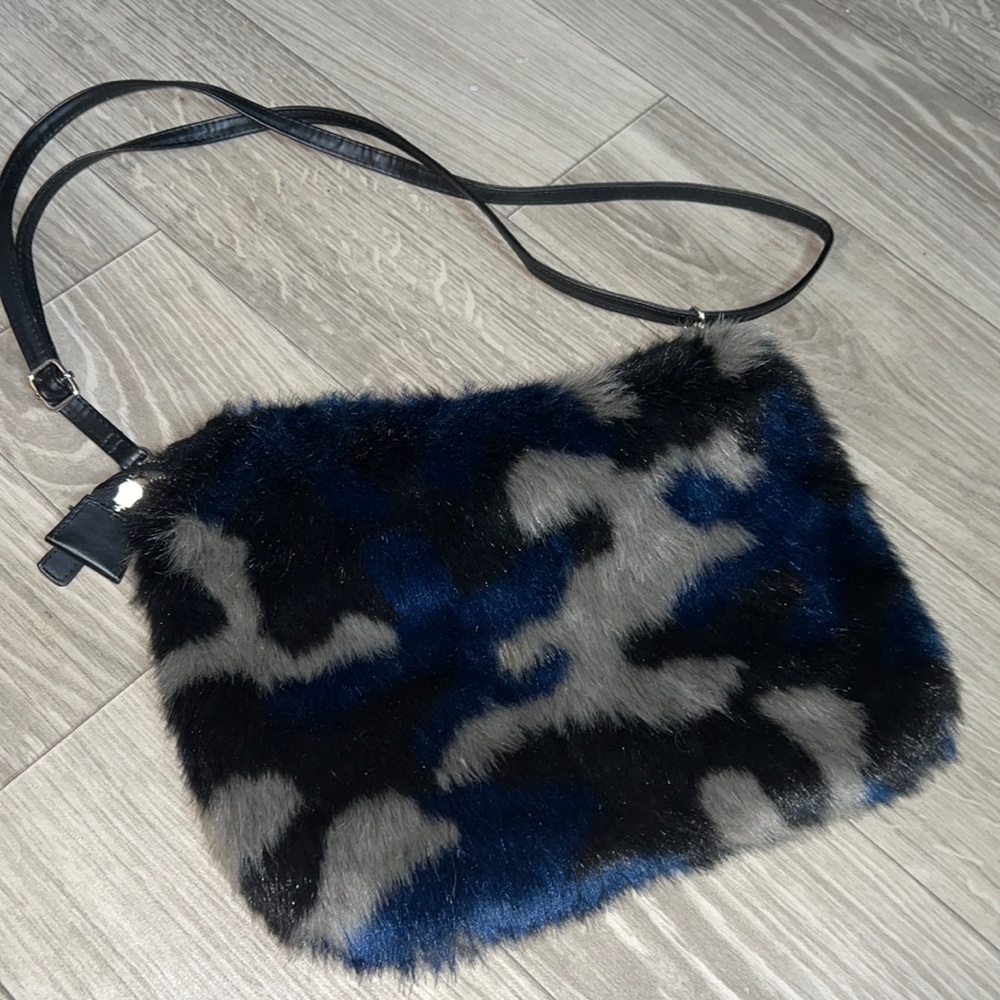 Camo faux fur bag